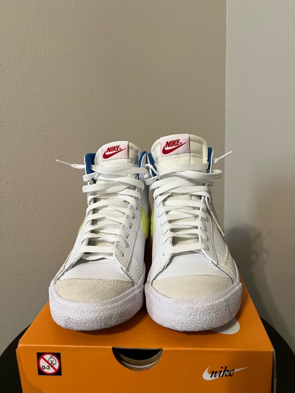 Nike White High-Top Sneakers with Pale Lime Swoosh - Picture 3 of 9
